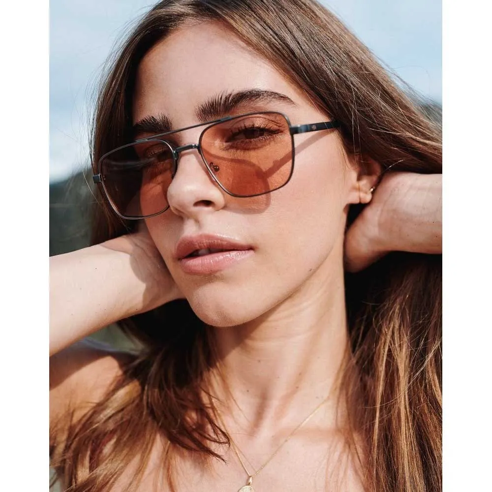 Купить I-sea wis01bro-is-034268 Женские солнцезащитные очки Brooks Gma-Gunmetal 20x10x10 Amber 7ft.ru в интернет магазине Семь Футов