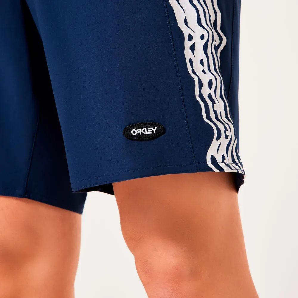 Купить Oakley FOA406219-6GA-28 плавательные шорты Quiver rc 19´´ boardshort Abyss 28 7ft.ru в интернет магазине Семь Футов