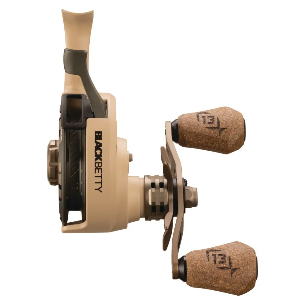 Купить 13 Fishing BBCFFTS24-2.5LH Катушка для нахлыста Freefall Carbon TS Beige / Black 2.5LH 7ft.ru в интернет магазине Семь Футов