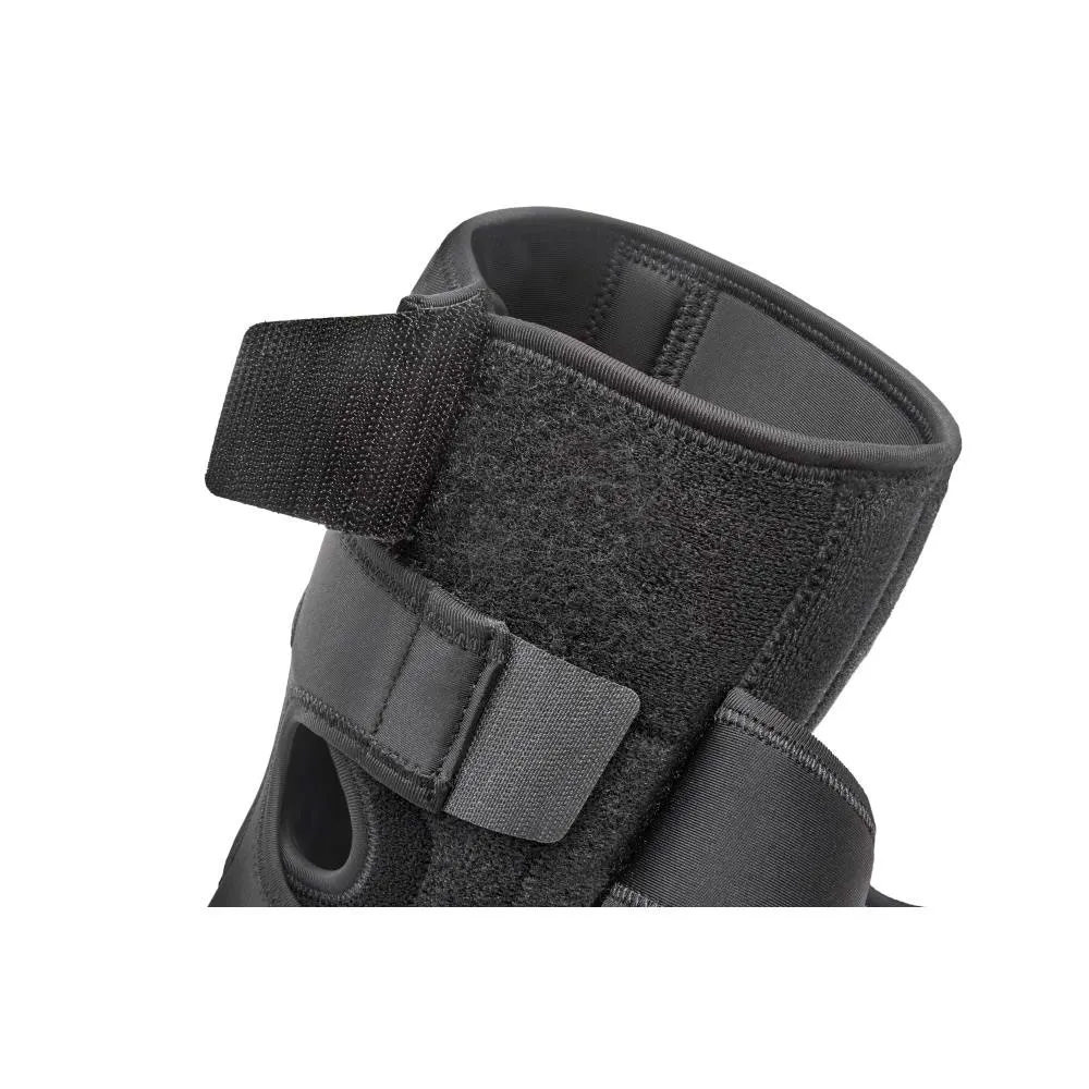 Купить adidas adsu-15014-xl Наколенник Adjustable support with straps Black 20x15x5 7ft.ru в интернет магазине Семь Футов