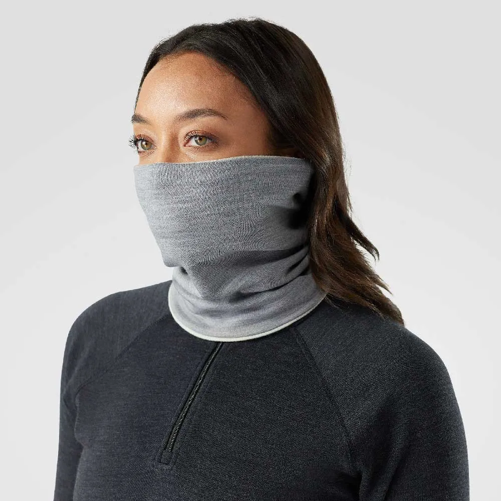Купить Smartwool sw017071p981.1fm Шарф-хомут Thermal Merino Reversible Light Gray Color Shift 15x10x5 7ft.ru в интернет магазине Семь Футов