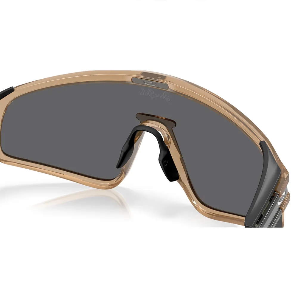 Купить Oakley OO9404-0735-35 Солнцезащитные очки Latch panel Золотистый Sepia Prizm Black/CAT3 7ft.ru в интернет магазине Семь Футов