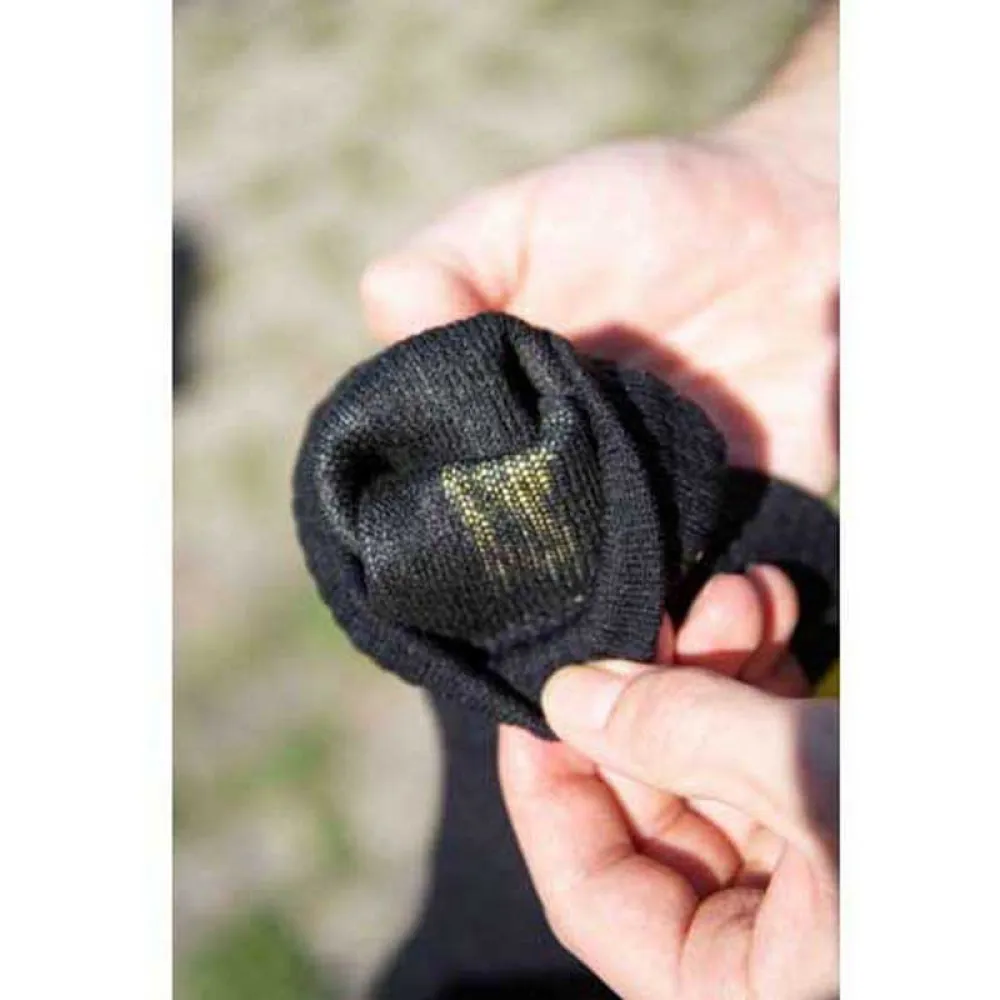 Купить Black cat bo500108-unit Длинные носки WP Shield Black / Yellow 15x10x5 EU 44 7ft.ru в интернет магазине Семь Футов