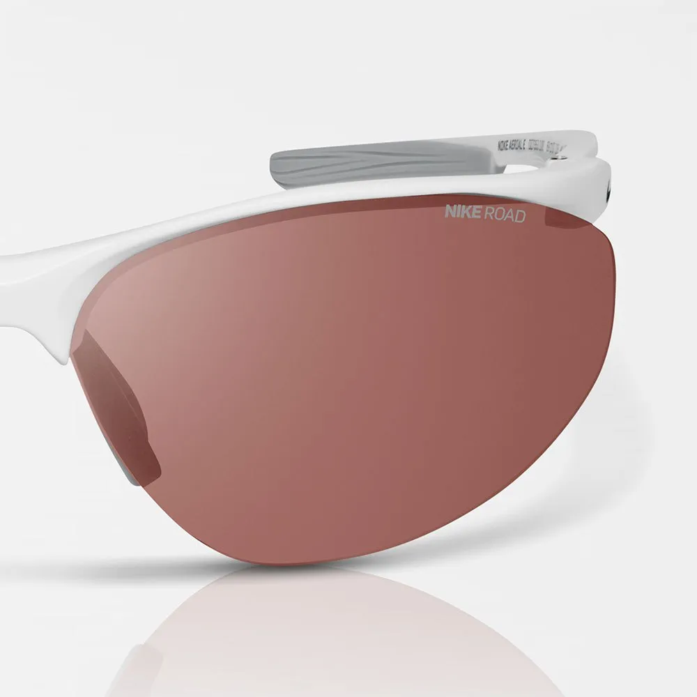 Купить Nike NKDZ7353-6907100 Aerial E Dz7353 Солнцезащитные Очки White Road Tint/CAT3 7ft.ru в интернет магазине Семь Футов