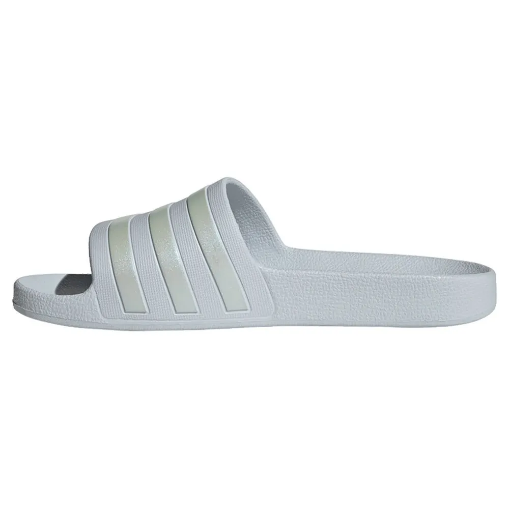 Купить adidas if0894/6 Шлёпанцы Adilette Aqua Halo Blue / Halo Blue / Halo Blue 32x20x10 EU 39.5 7ft.ru в интернет магазине Семь Футов