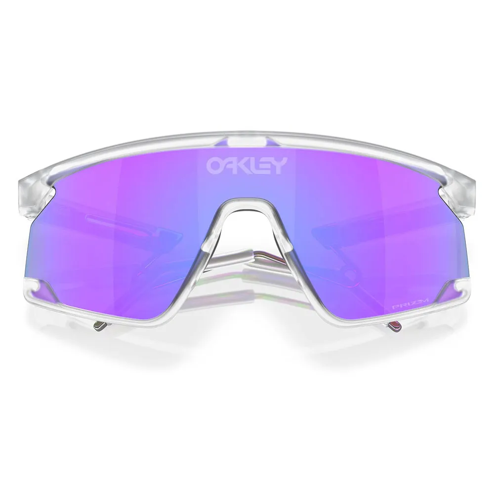 Купить Oakley OO9237-0239 Солнцезащитные очки BXTR Metal Prizm Бесцветный Matte Clear Prizm Violet/CAT3 7ft.ru в интернет магазине Семь Футов