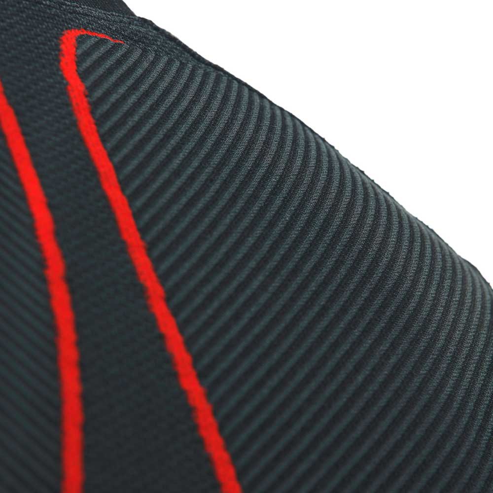 Купить Dainese 201916016-606-M Компрессионная футболка с длинным рукавом Thermo Черный Black / Red M 7ft.ru в интернет магазине Семь Футов