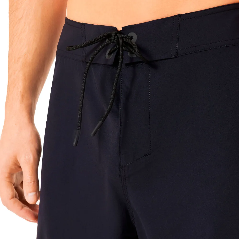 Купить Oakley FOA406862-02E-36 плавательные шорты Performance 19´´ boardshort Blackout 36 7ft.ru в интернет магазине Семь Футов