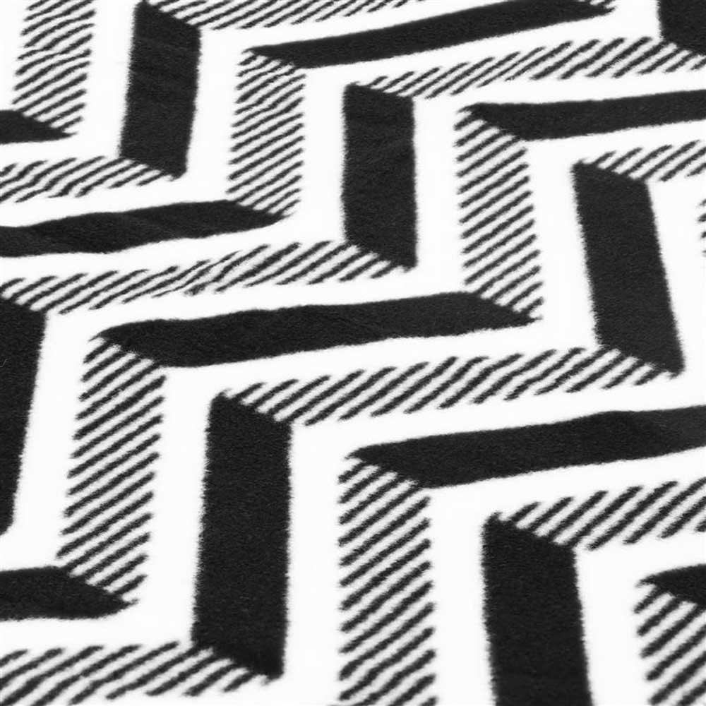 Купить Spokey 929505 Picnic Zigzag Покрывало на кровать Черный Black / White 210 x 180 cm 7ft.ru в интернет магазине Семь Футов