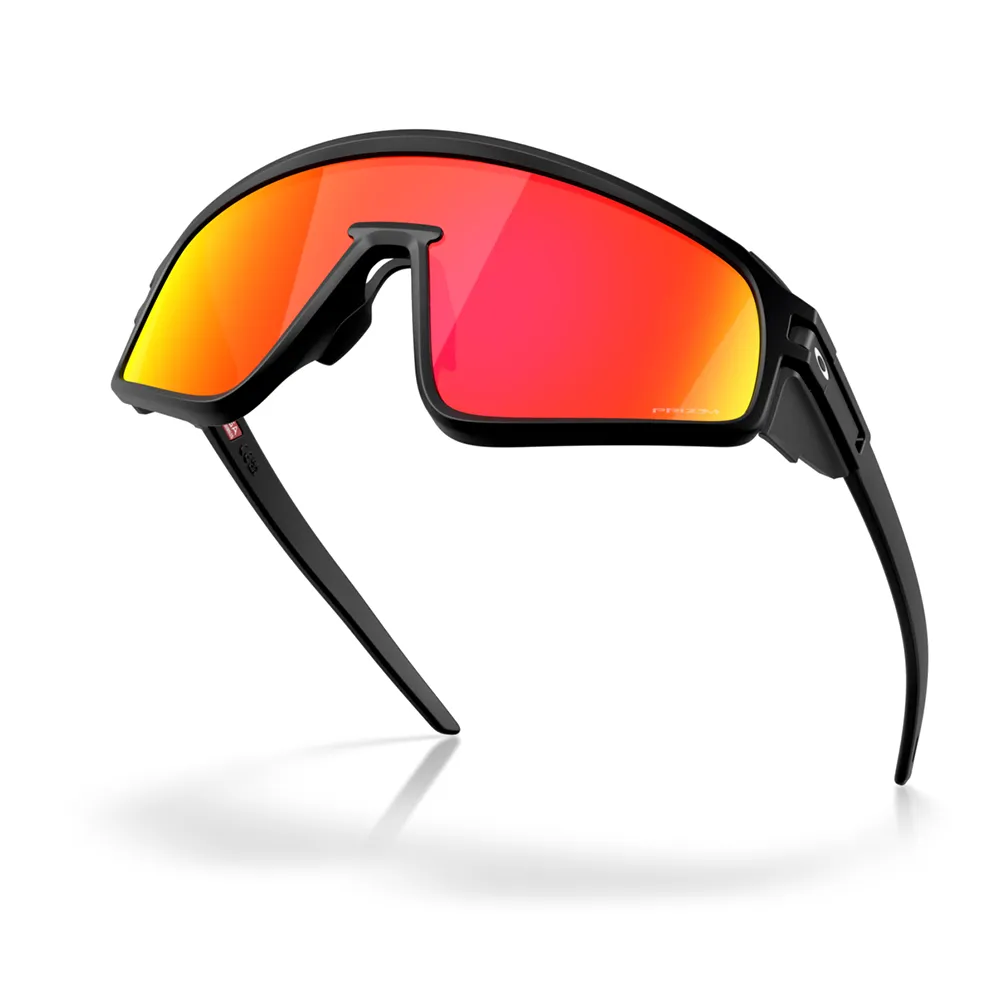 Купить Oakley OO9404-1635-35 Солнцезащитные очки Latch panel Золотистый Matte Black Prizm Ruby/CAT3 7ft.ru в интернет магазине Семь Футов