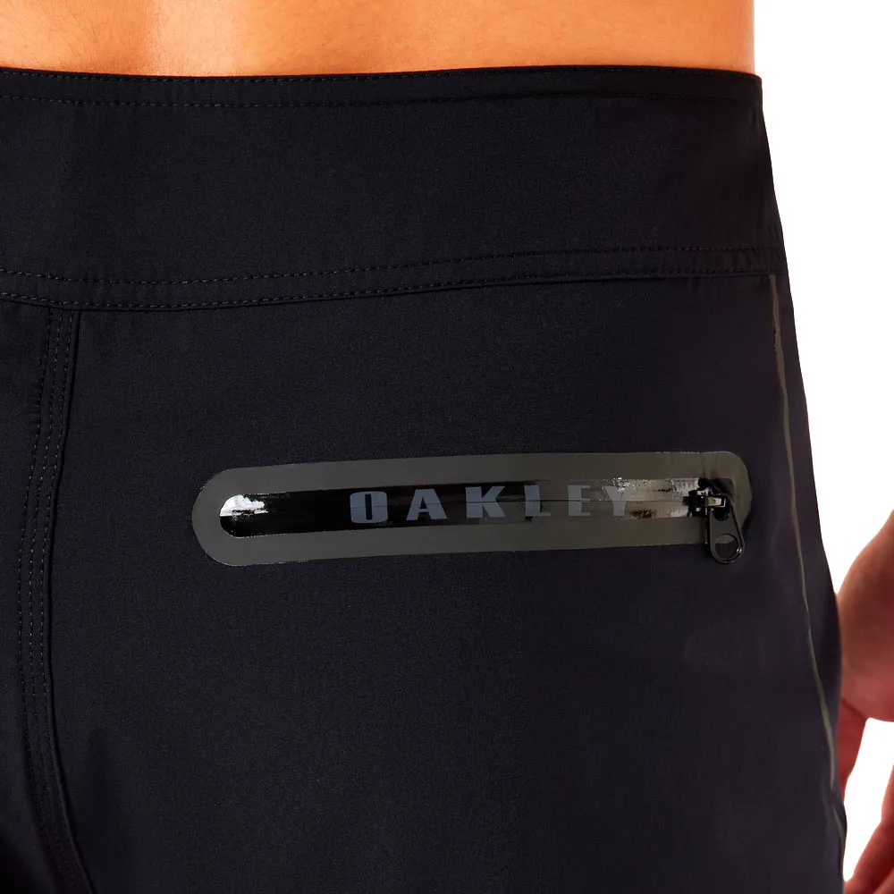 Купить Oakley FOA406862-02E-36 плавательные шорты Performance 19´´ boardshort Blackout 36 7ft.ru в интернет магазине Семь Футов