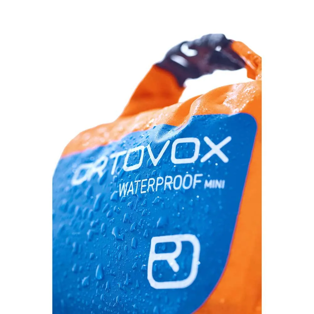 Купить Ortovox 2340100001-21201-01 Водонепроницаемый мини-набор первой помощи Shocking Orange 40x15x10 7ft.ru в интернет магазине Семь Футов