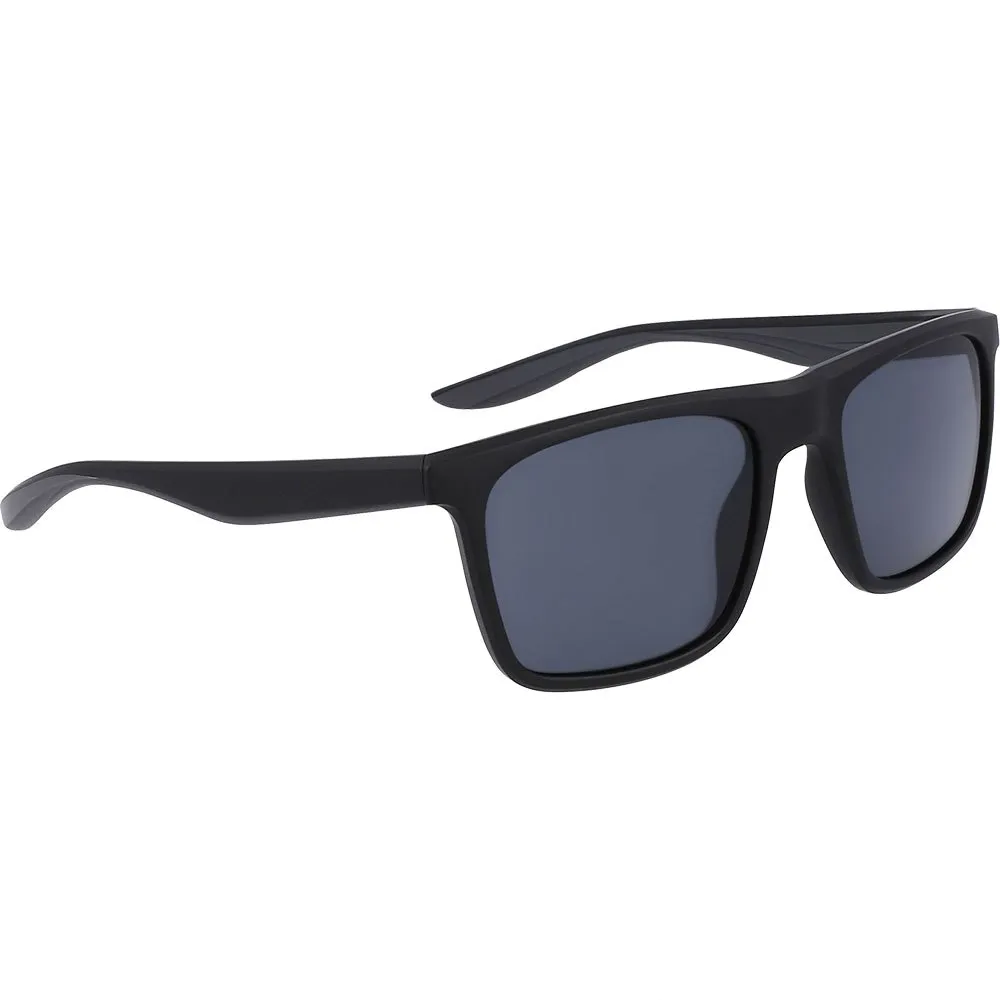 Купить Nike NKDZ7372-5419010 Солнцезащитные очки женские Chak Dz7372 Черный Matte Black Dark Grey/CAT3 7ft.ru в интернет магазине Семь Футов