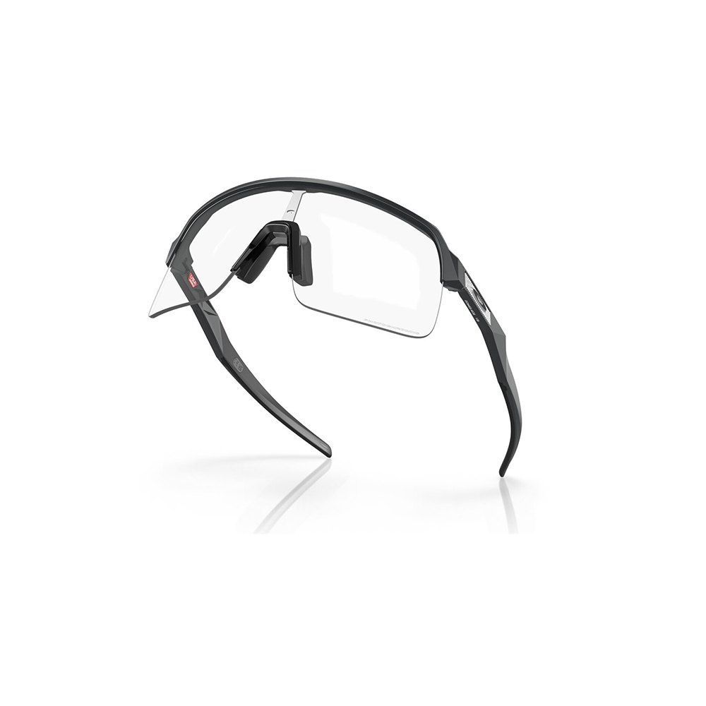 Купить Oakley OO9463-4539 Sutro Lite Солнцезащитные Очки Фотохромные Matte Carbon Clear Photochromic/CAT1-2 7ft.ru в интернет магазине Семь Футов