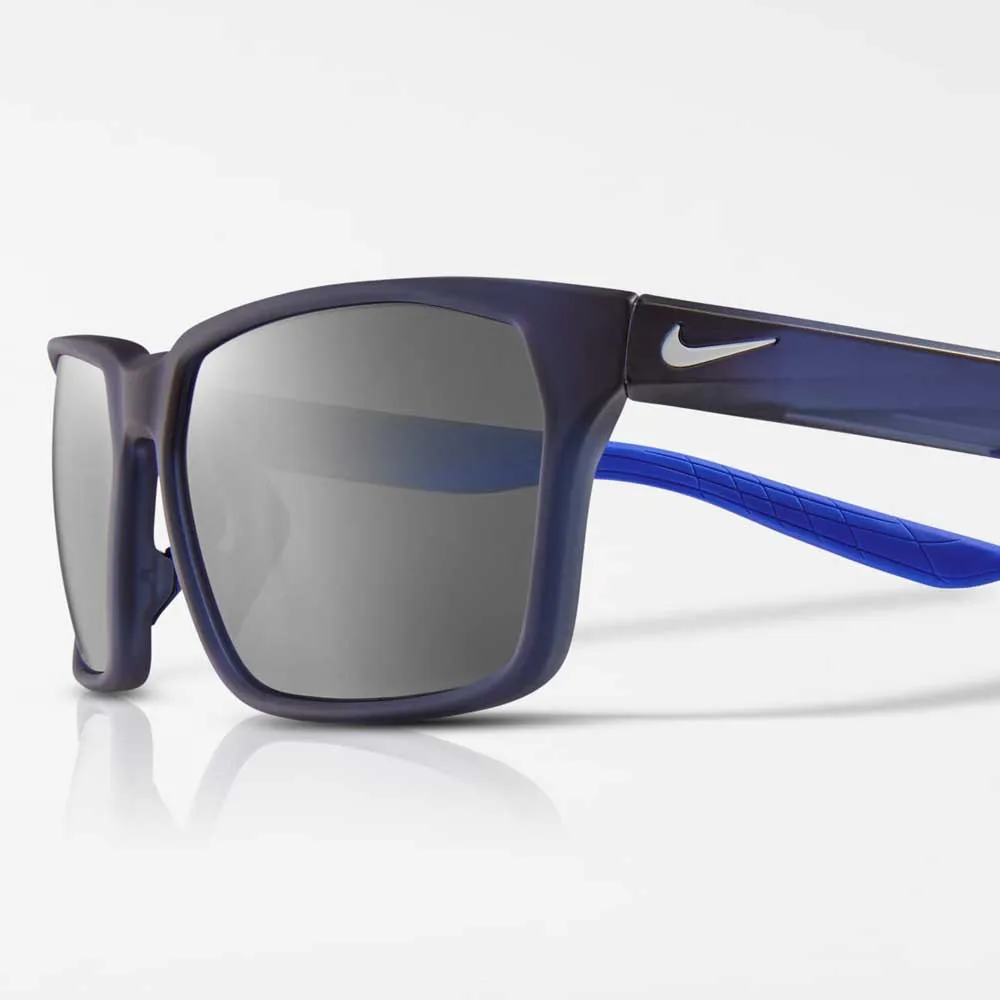 Купить Nike 45774-5915410 Солнцезащитные очки Maverick RGE Голубой Navy Blue Grey With Silver Flash/CAT3 7ft.ru в интернет магазине Семь Футов