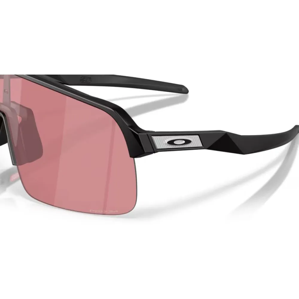 Купить Oakley oo9463-b839 Солнцезащитные очки Sutro lite Matte Black 20x10x10 Prizm Dark Golf/CAT2 7ft.ru в интернет магазине Семь Футов