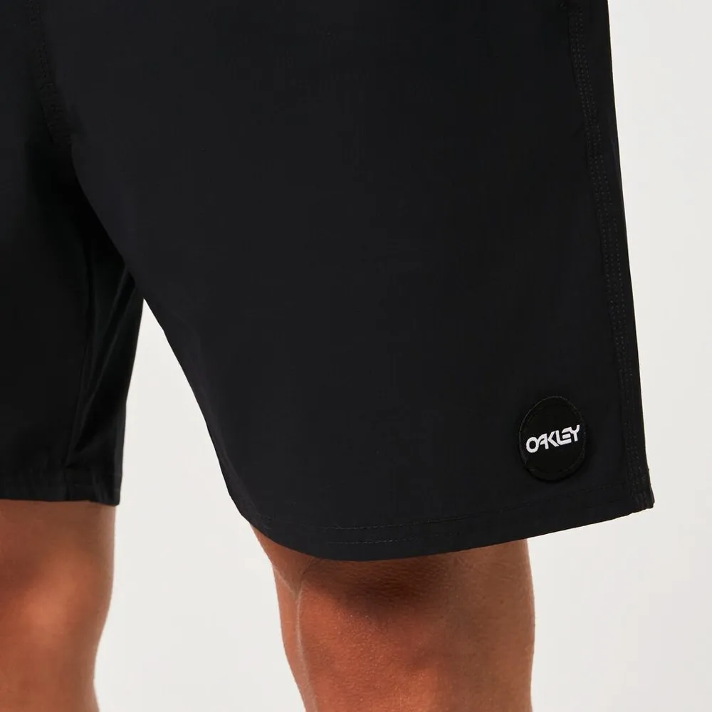 Купить Oakley foa404301-02e-xxl плавательные шорты Oneblock 18´´ Blackout 20x17x4 2XL 7ft.ru в интернет магазине Семь Футов