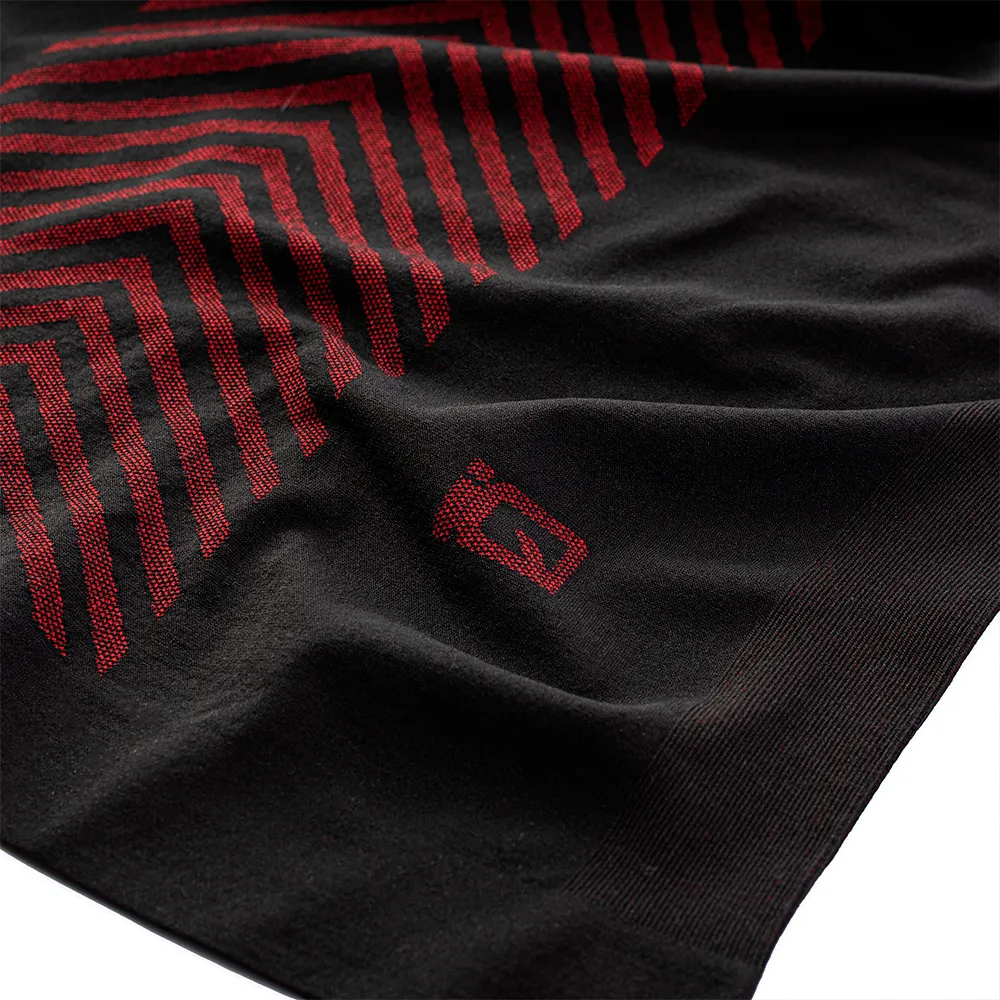 Купить Iq m000290497-xl Базовый слой с коротким рукавом Iren Black / Red 20x20x5 7ft.ru в интернет магазине Семь Футов
