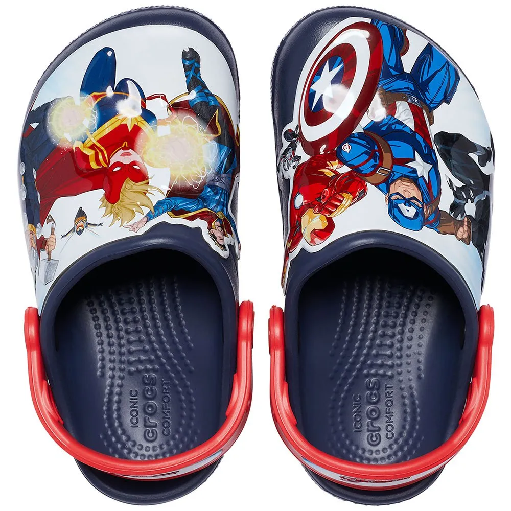 Купить Crocs 207068-410b-c6 Деревянные башмаки Fl Avengers Patch T Navy 35x25x15 EU 22 7ft.ru в интернет магазине Семь Футов