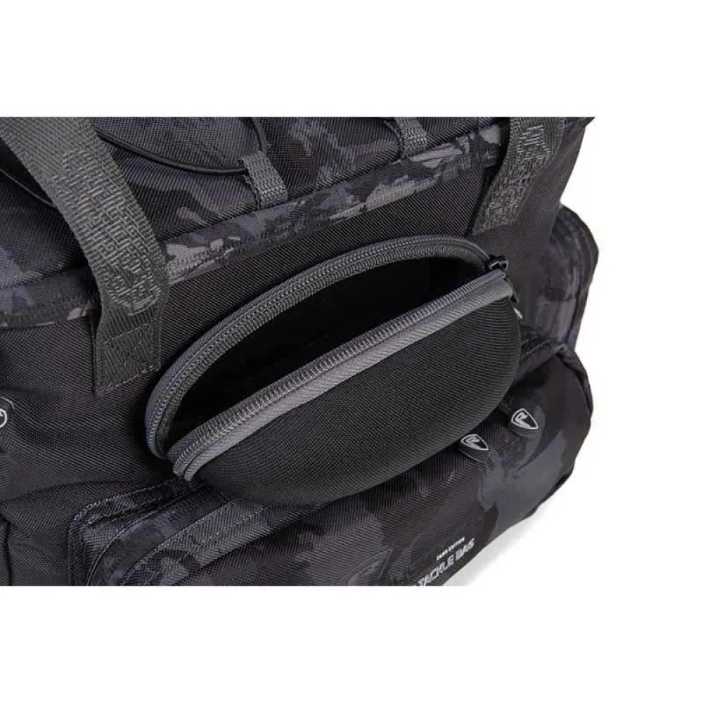 Купить Fox rage nlu151 Сумка для рыболовных снастей Camo Voyager Medium Black Camo 40x30x25 7ft.ru в интернет магазине Семь Футов