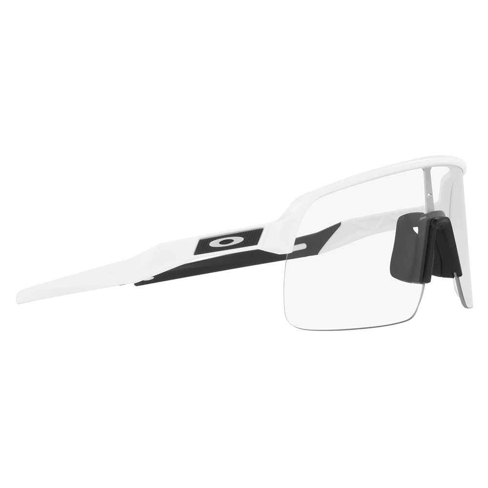 Купить Oakley 0OO9463-946346-39 Sutro Lite Солнцезащитные Очки Фотохромные Matte White Photochromic/CAT1-2 7ft.ru в интернет магазине Семь Футов