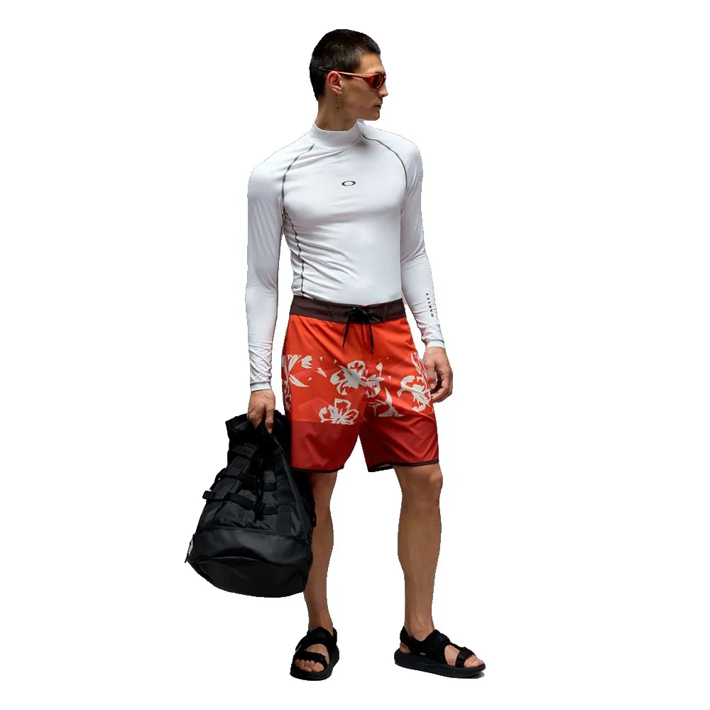 Купить Oakley foa406870-104-xl Футболка с длинным рукавом от высыпаний Bhodi ellipse White / Black 30x25x2 7ft.ru в интернет магазине Семь Футов