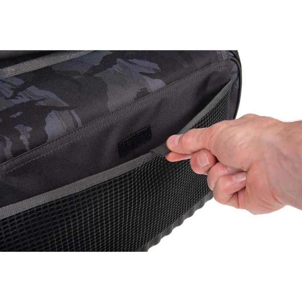 Купить Fox rage nlu148 Сумка для рыболовных снастей Camo Voyager Large Black Camo 40x30x25 7ft.ru в интернет магазине Семь Футов