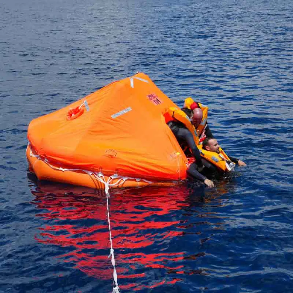 Купить Lalizas 502110 Спасательный плот ISO Atlantic II 10C Orange 86x60x29 7ft.ru в интернет магазине Семь Футов