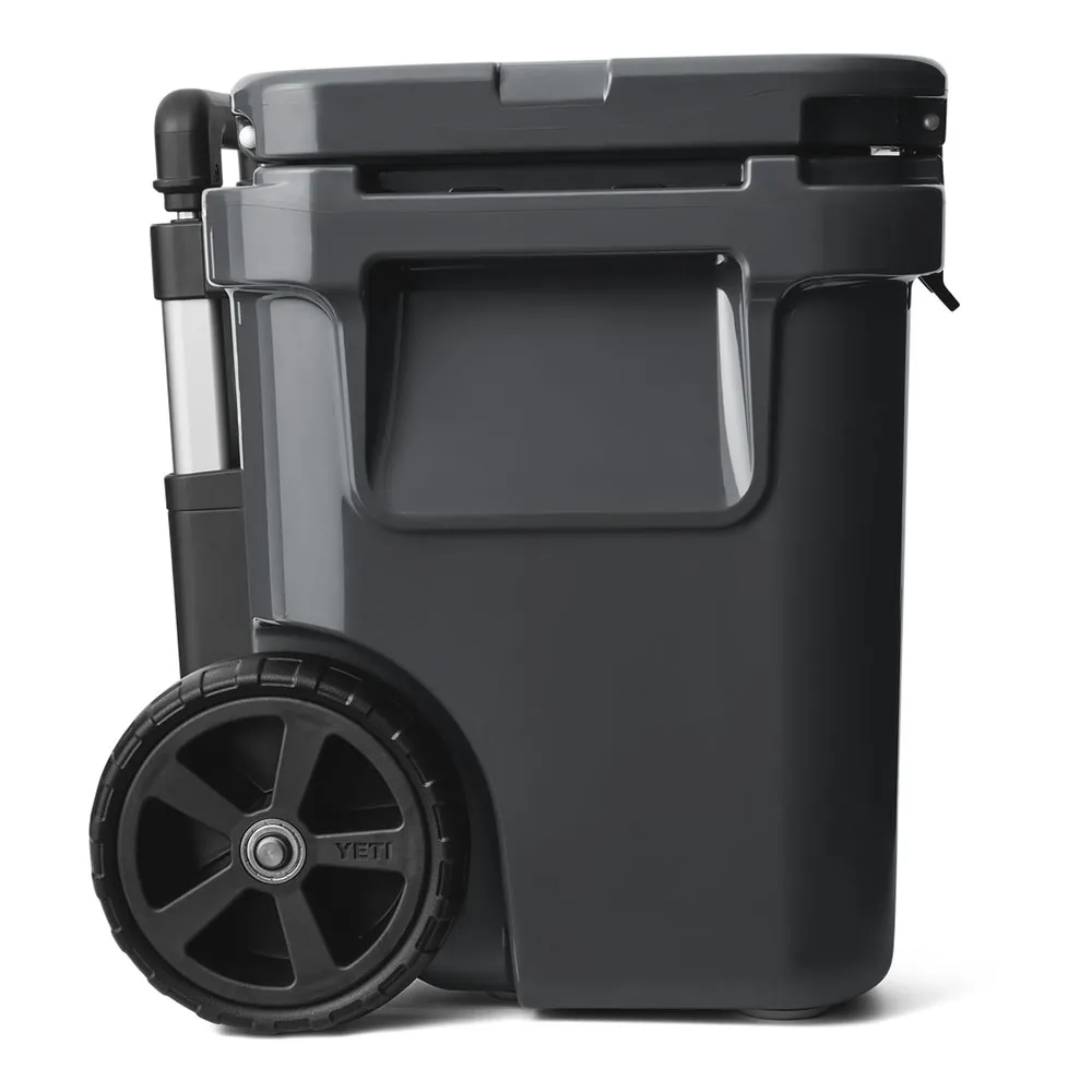 Купить Yeti 70000002248 Жесткий переносной кулер Roadie 32 L Charcoal 62x45x40 7ft.ru в интернет магазине Семь Футов