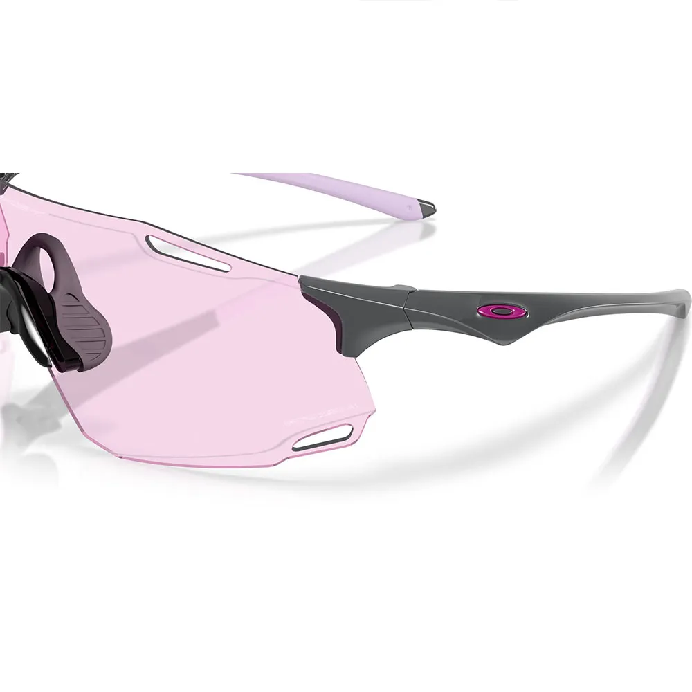 Купить Oakley OO9513-0439 Солнцезащитные очки Cybr dyno Розовый Polished Carbon Prizm Low Light/CAT1 7ft.ru в интернет магазине Семь Футов