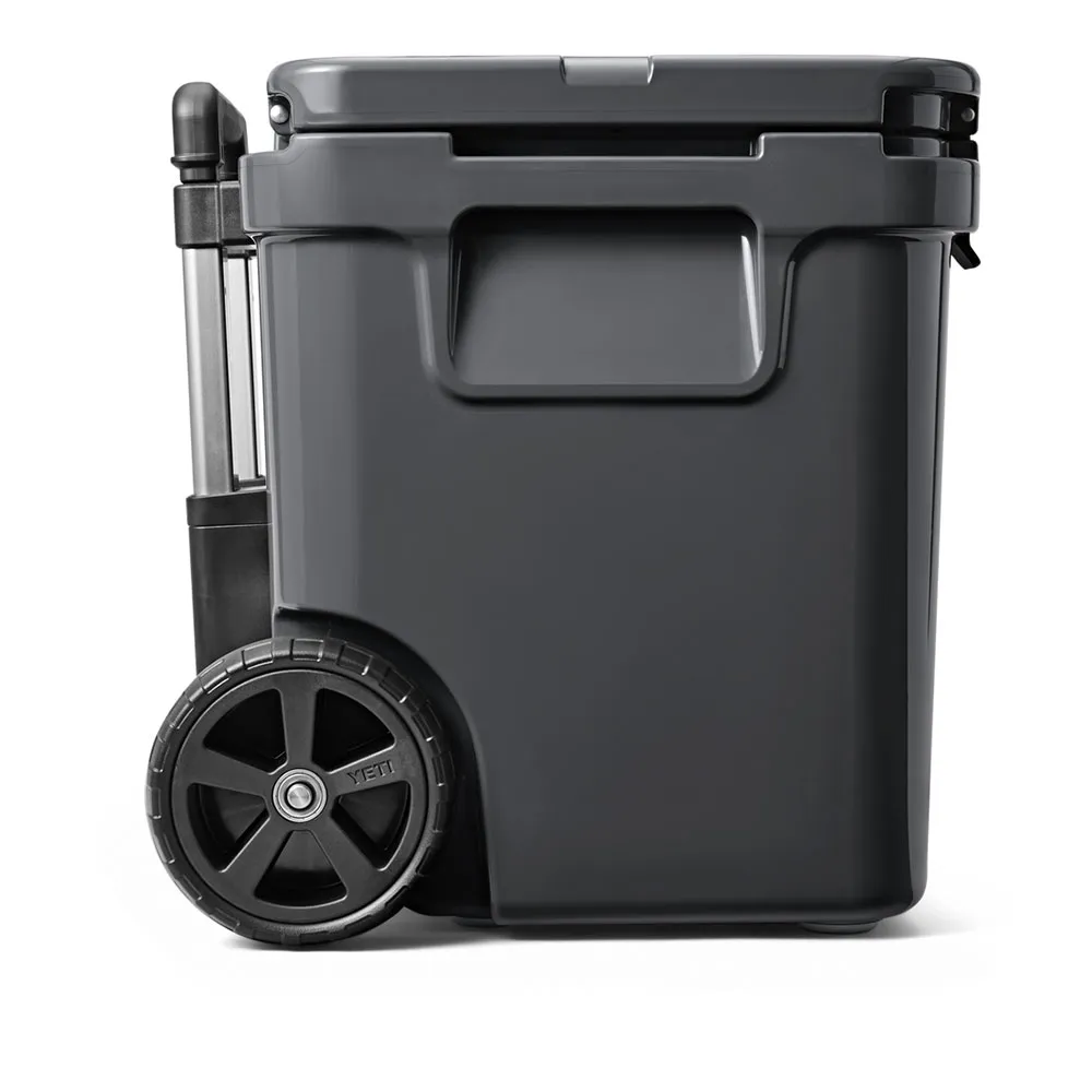 Купить Yeti 70000001019 Жесткий переносной кулер Roadie 48 L Charcoal 62x45x40 7ft.ru в интернет магазине Семь Футов