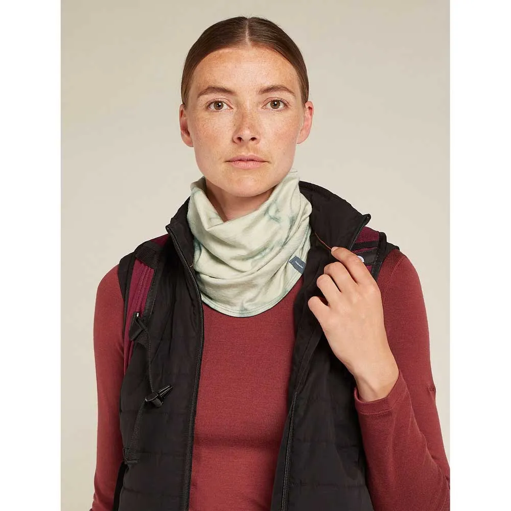 Купить Icebreaker 0A573Z03OOS Шарф-хомут Merino 200 Flexi Chute Cloud Dye Бежевый Ashen / Moss Dk / Cd 7ft.ru в интернет магазине Семь Футов