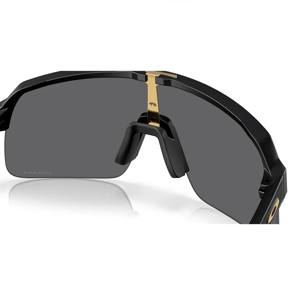 Купить Oakley OO9463-7439-0 Солнцезащитные очки Sutro lite Matte Black Prizm Black/CAT3 7ft.ru в интернет магазине Семь Футов