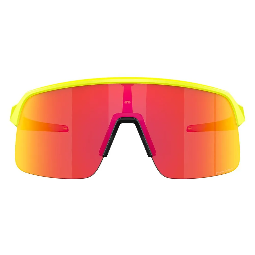 Купить Oakley OO9463-6739 Солнцезащитные очки Sutro lite Matte Tennis Ball Yellow Prizm Ruby/CAT3 7ft.ru в интернет магазине Семь Футов