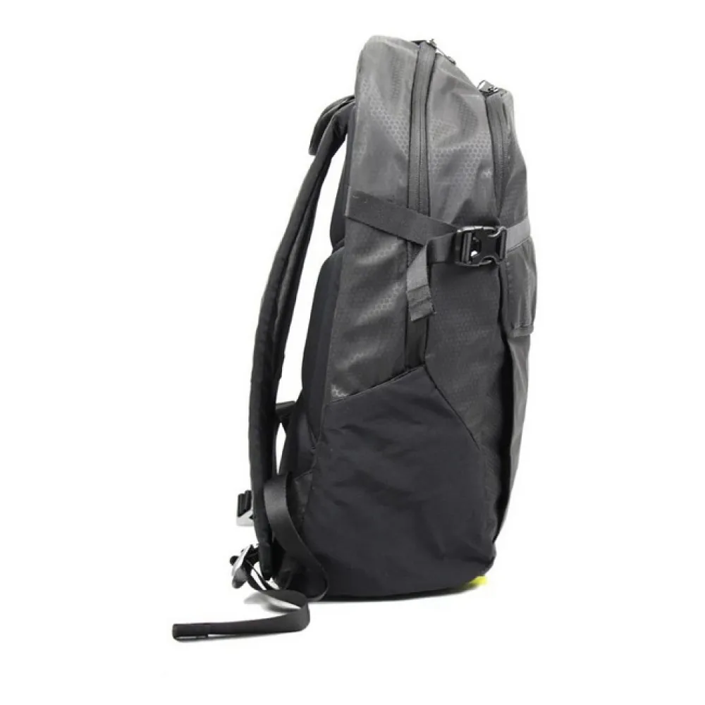 Купить Golden catch 7239000 Рюкзак City 24L Black 30x25x15 7ft.ru в интернет магазине Семь Футов