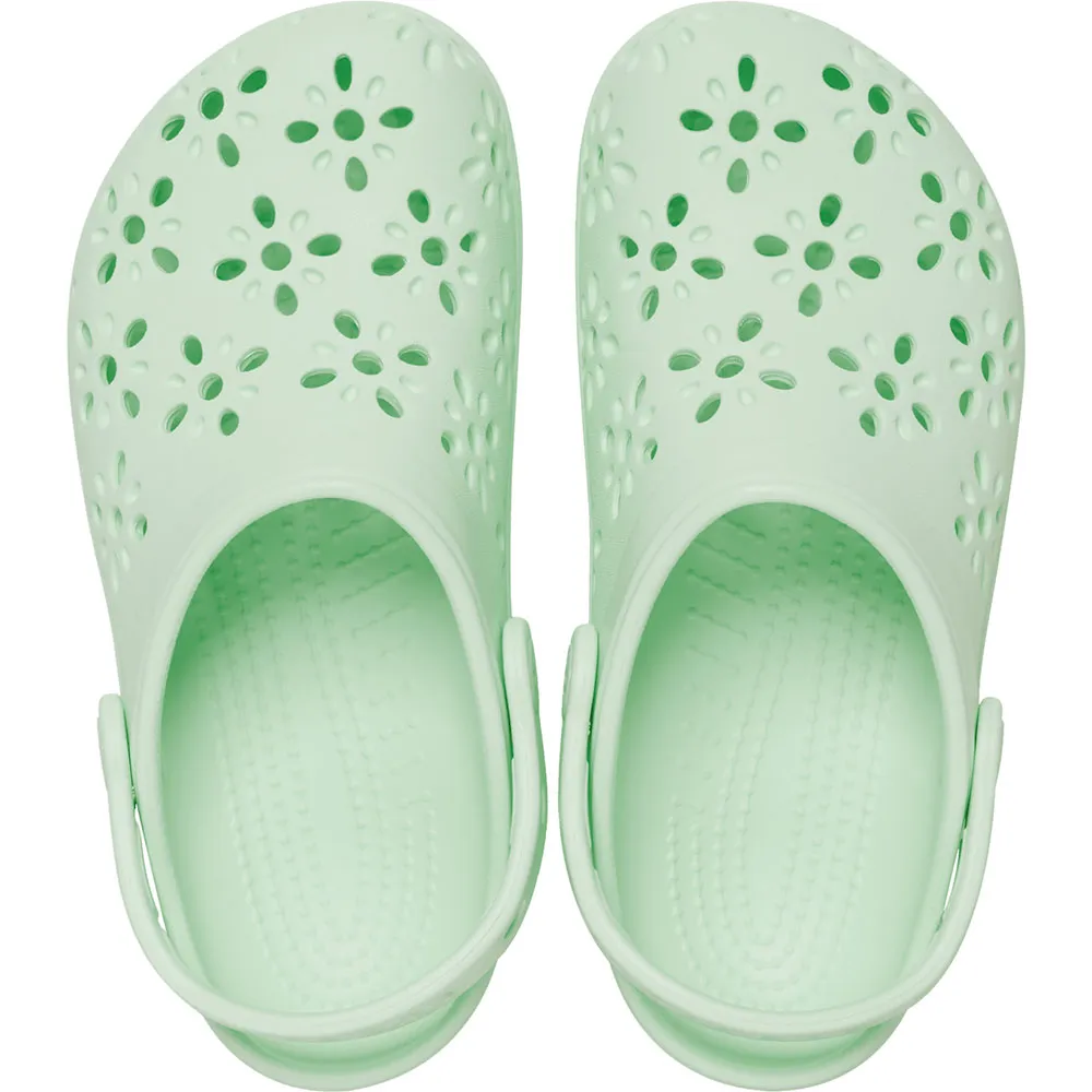 Купить Crocs 210943-3yh-j3 Деревянные башмаки Classic Floral Cut Out Jade Tint 35x25x15 EU 34 7ft.ru в интернет магазине Семь Футов