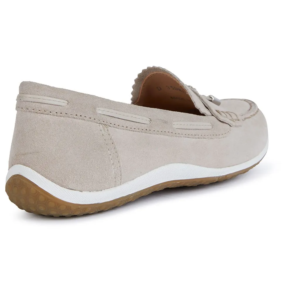 Купить Geox d35dna00022-c6738-36 Палубные туфли Vega Moc Light Taupe 35x25x15 EU 36 7ft.ru в интернет магазине Семь Футов