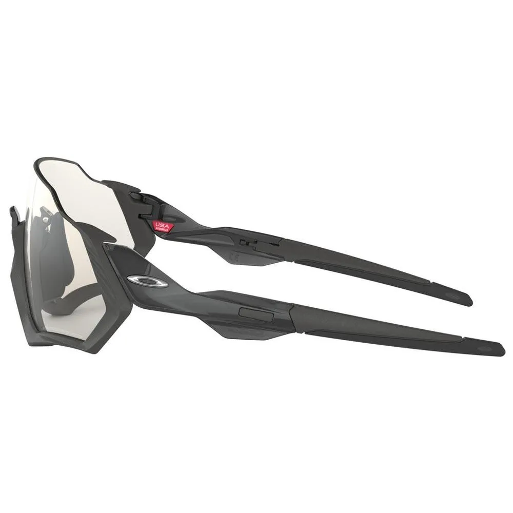 Купить Oakley OO9401-0737 Flight Jacket Photochromic Sunglasses  Grey Ink Clear Black Iridium Photochromic Activated/Cat1-2 7ft.ru в интернет магазине Семь Футов
