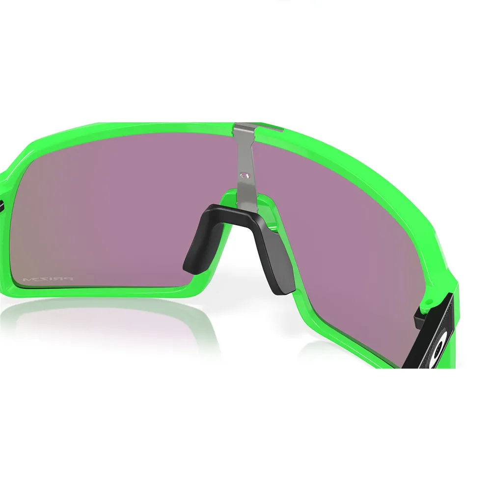 Купить Oakley OO9406-B437-0 Солнцезащитные очки Sutro  80S Green Prizm Jade/CAT3 7ft.ru в интернет магазине Семь Футов