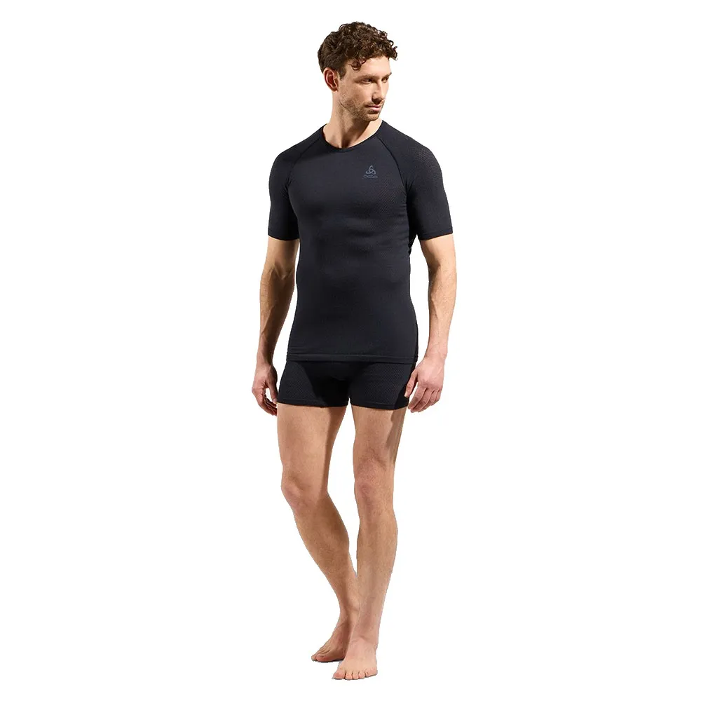 Купить Odlo 112112-15000-l Базовый слой с коротким рукавом 112112 Merino PW 140 Seamless Black / Black 30x25x2 7ft.ru в интернет магазине Семь Футов