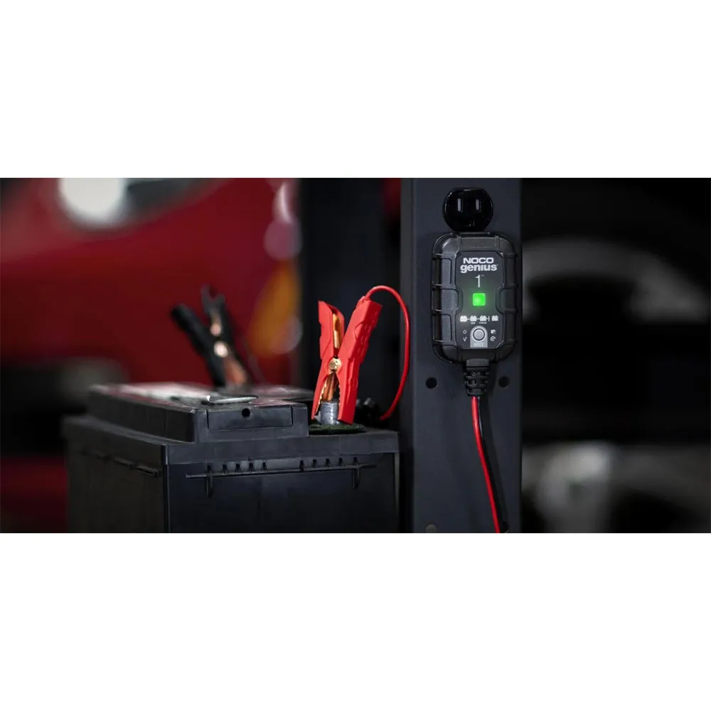 Купить Noco genius1eu Зарядное устройство 1A Black / Red 9x10x17 7ft.ru в интернет магазине Семь Футов