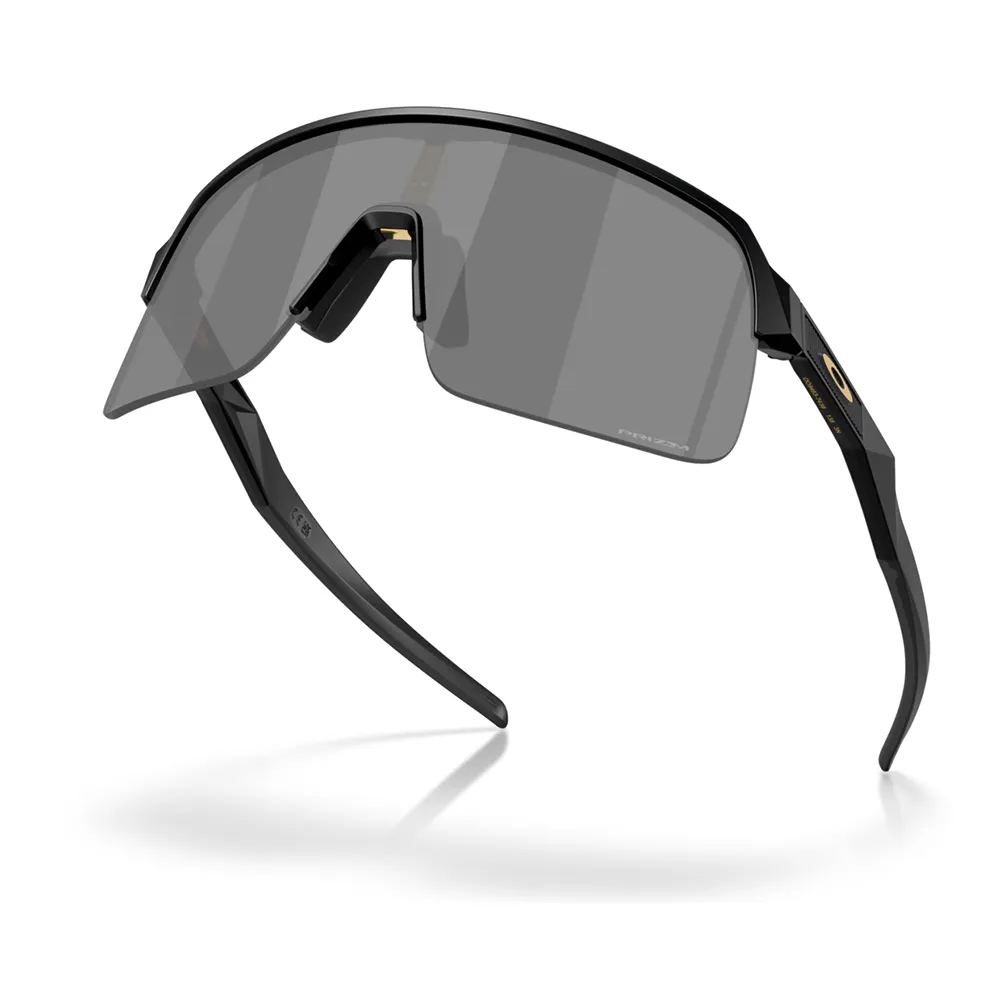 Купить Oakley OO9463-7439-0 Солнцезащитные очки Sutro lite Matte Black Prizm Black/CAT3 7ft.ru в интернет магазине Семь Футов