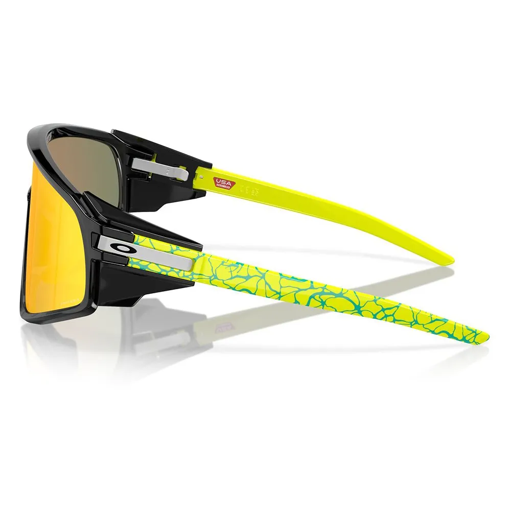 Купить Oakley OO9404-1035 Солнцезащитные очки Latch panel Бесцветный Black Ink Prizm Ruby/CAT3 7ft.ru в интернет магазине Семь Футов