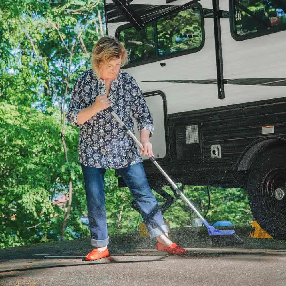 Купить Camco 17-43623 Регулируемая метла с совком Grey / Black 59x8x8 7ft.ru в интернет магазине Семь Футов