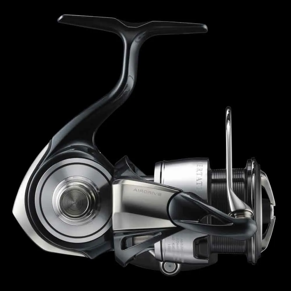 Купить Daiwa CERG24LT4000DCXH спиннинговая катушка Certate G LT 24 Grey / Black 4000DCXH 7ft.ru в интернет магазине Семь Футов
