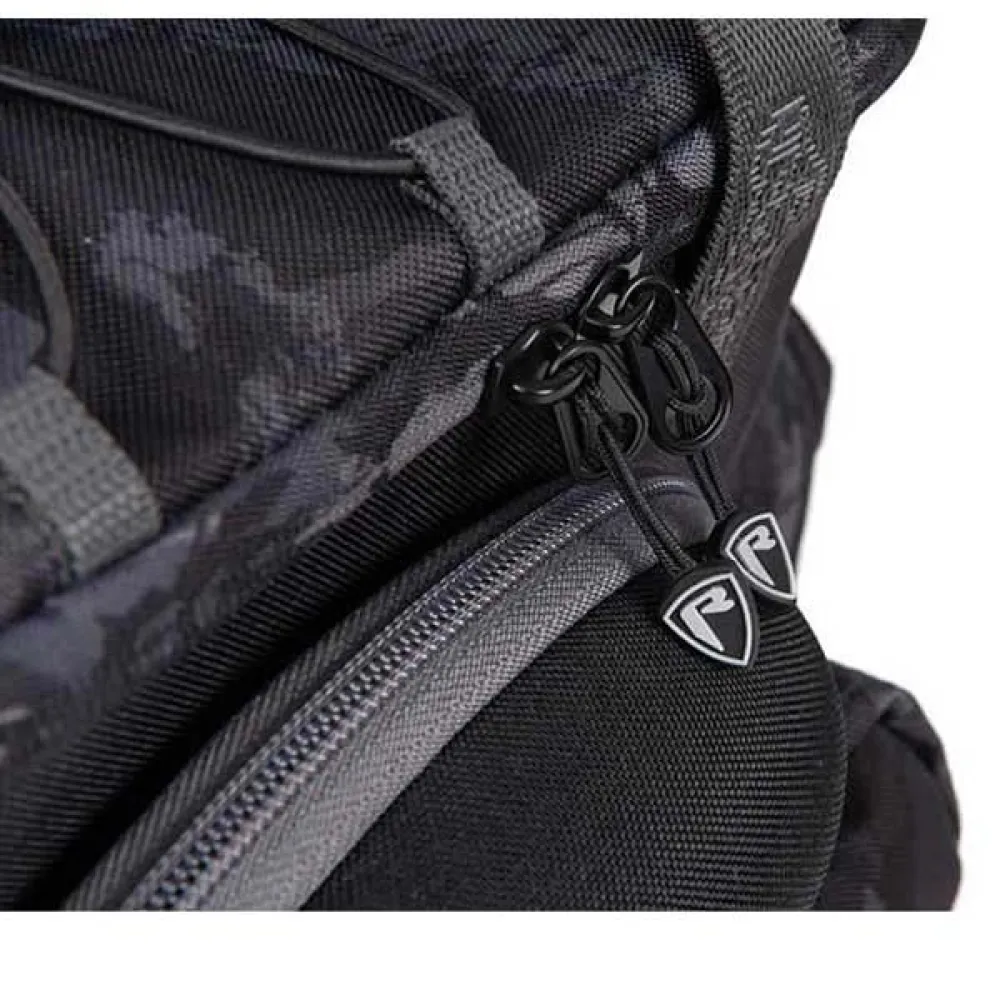 Купить Fox rage nlu151 Сумка для рыболовных снастей Camo Voyager Medium Black Camo 40x30x25 7ft.ru в интернет магазине Семь Футов