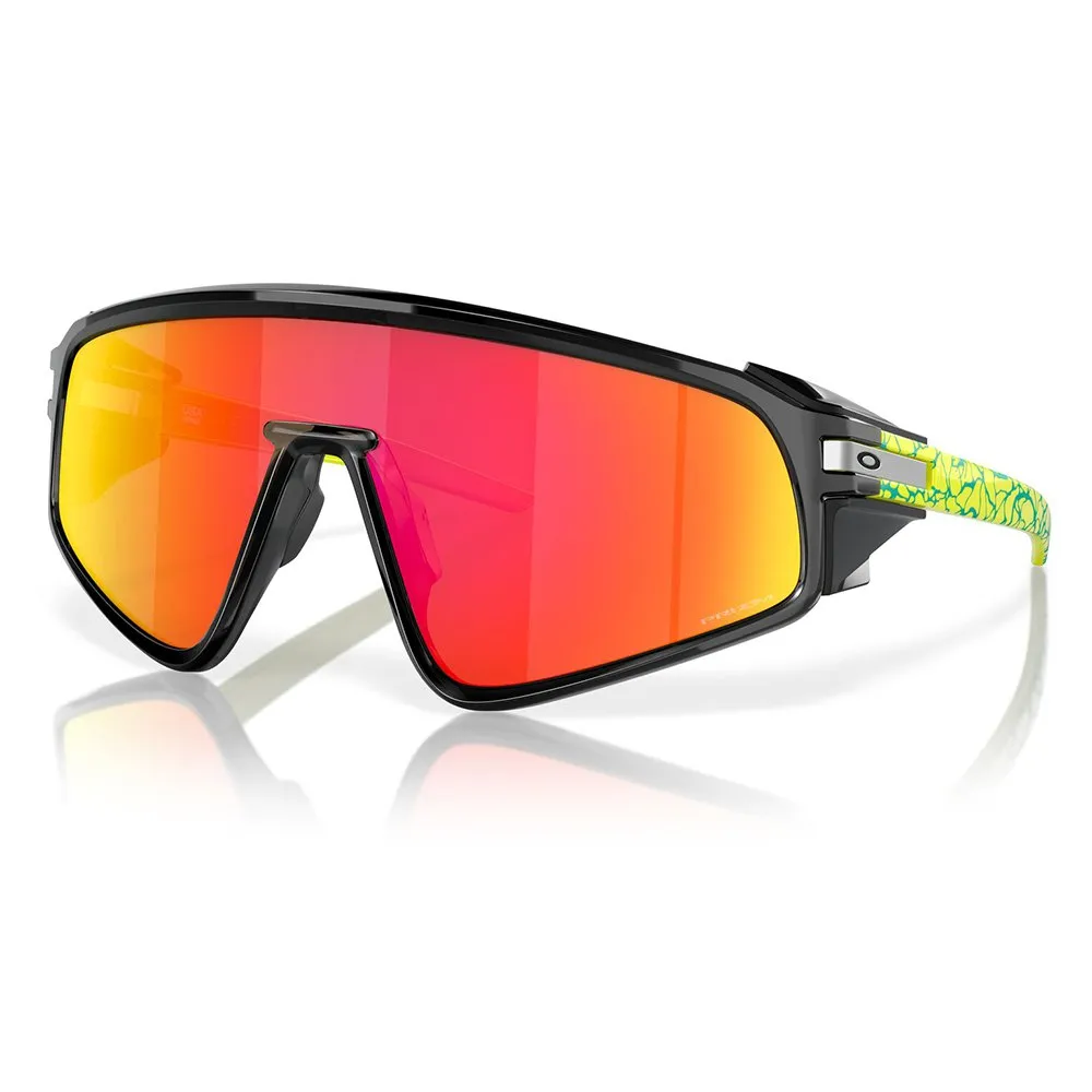 Купить Oakley OO9404-1035 Солнцезащитные очки Latch panel Бесцветный Black Ink Prizm Ruby/CAT3 7ft.ru в интернет магазине Семь Футов