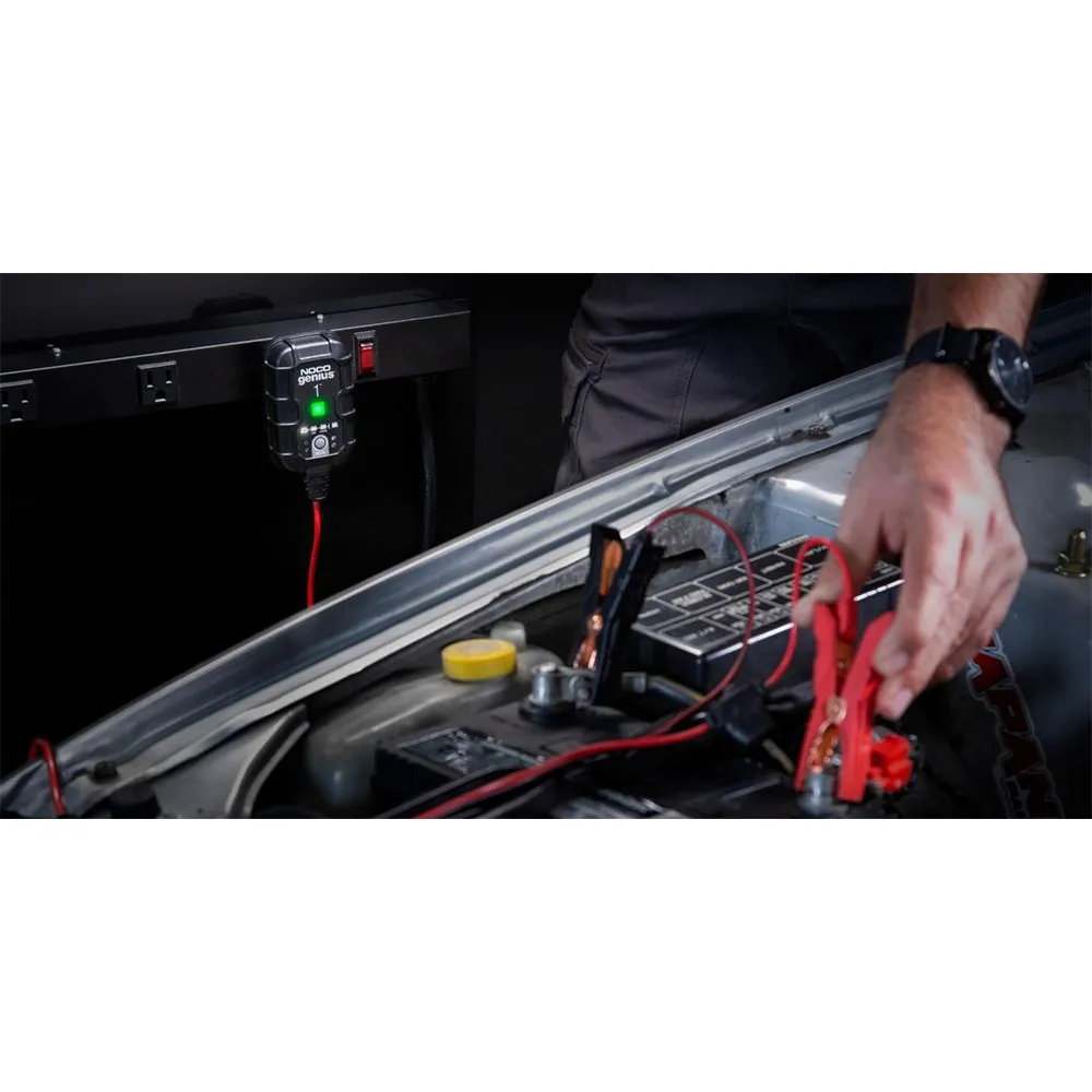 Купить Noco genius1eu Зарядное устройство 1A Black / Red 9x10x17 7ft.ru в интернет магазине Семь Футов