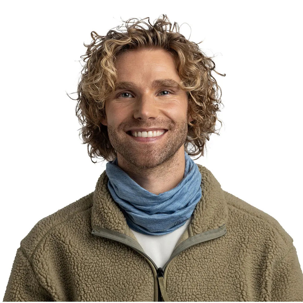 Купить Buff ® 113010.739.10.00 Шарф-хомут Merino Lightweight Solid Lake Blue 15x10x5 7ft.ru в интернет магазине Семь Футов