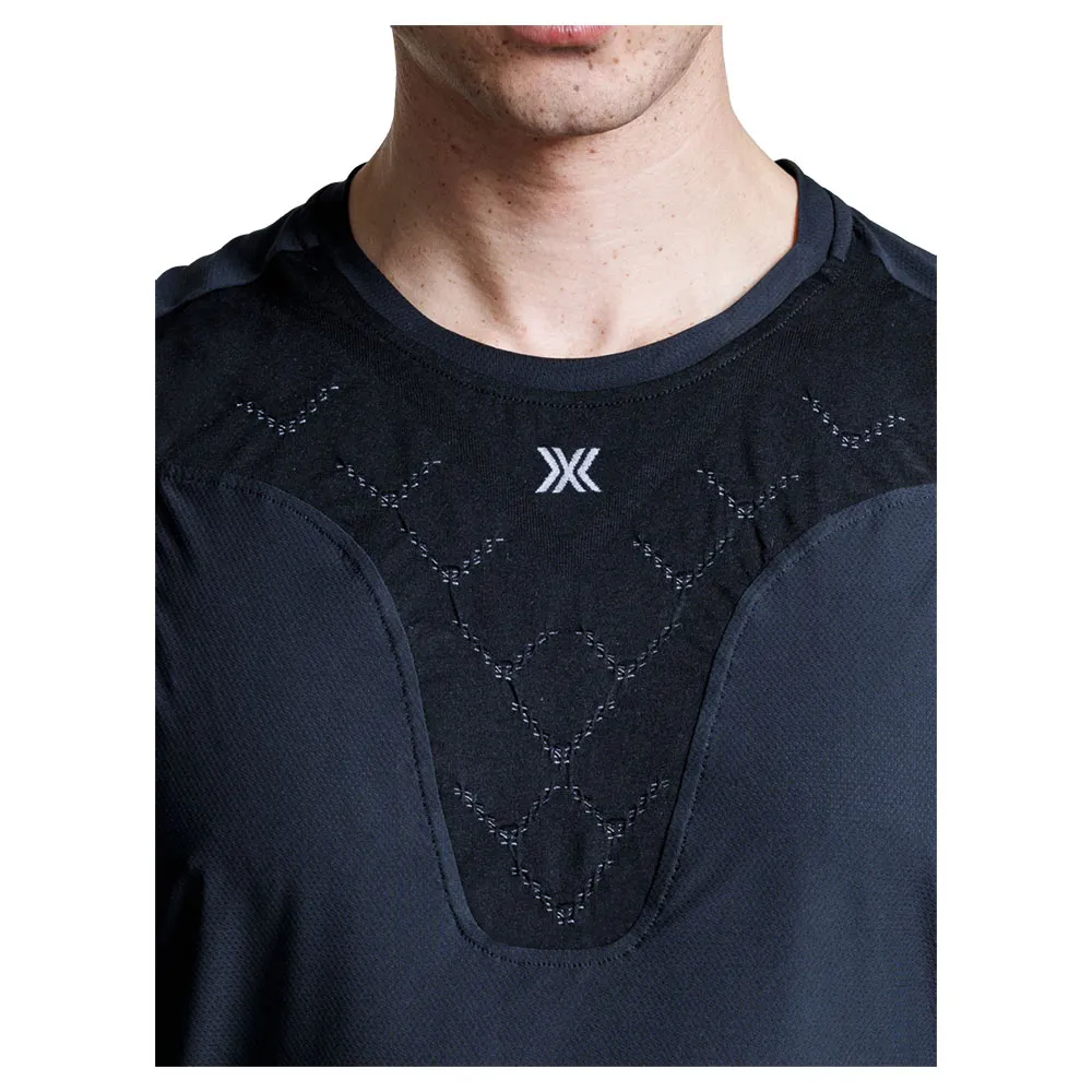 Купить X-BIONIC cf-rttts25m-b120-xxl базовый слой без рукавов CoreFusion Run Black 30x25x2 2XL 7ft.ru в интернет магазине Семь Футов